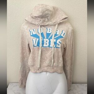 Freeze No Bad Vibes Pullover Drawstring Hoodie Womens XS Cropped Tie Dye Pink Q‍